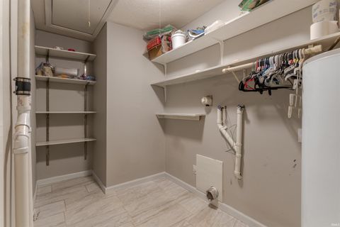 Tiny photo for 1250 Maple Court Street, Evansville, IN 47714 (MLS # 202615534)