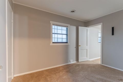 Tiny photo for 1250 Maple Court Street, Evansville, IN 47714 (MLS # 202615534)
