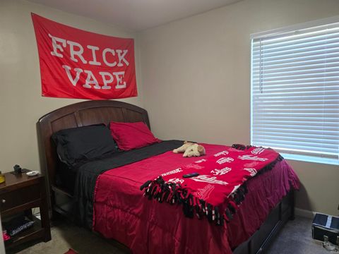 Tiny photo for 235 GREENBRIAR Street, Kokomo, IN 46901 (MLS # 202529712)