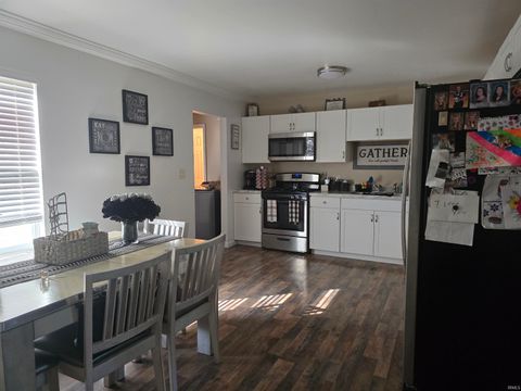 Tiny photo for 235 GREENBRIAR Street, Kokomo, IN 46901 (MLS # 202529712)