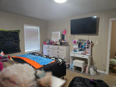 Tiny photo for 235 GREENBRIAR Street, Kokomo, IN 46901 (MLS # 202529712)