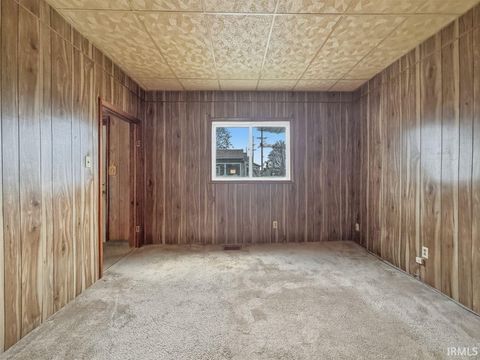 Tiny photo for 204 E Pennsylvania Street, Shelbyville, IN 46176 (MLS # 202611932)