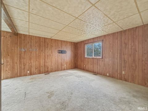 Tiny photo for 204 E Pennsylvania Street, Shelbyville, IN 46176 (MLS # 202611932)