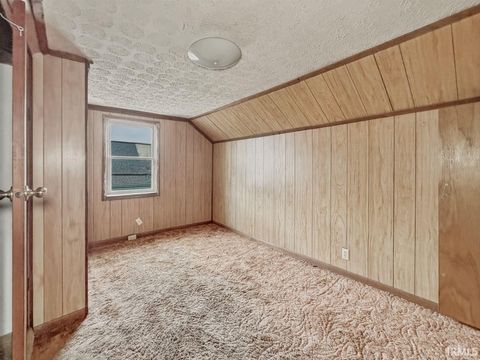 Tiny photo for 204 E Pennsylvania Street, Shelbyville, IN 46176 (MLS # 202611932)