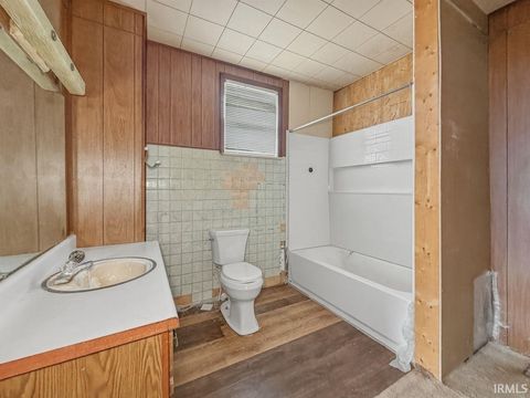 Tiny photo for 204 E Pennsylvania Street, Shelbyville, IN 46176 (MLS # 202611932)