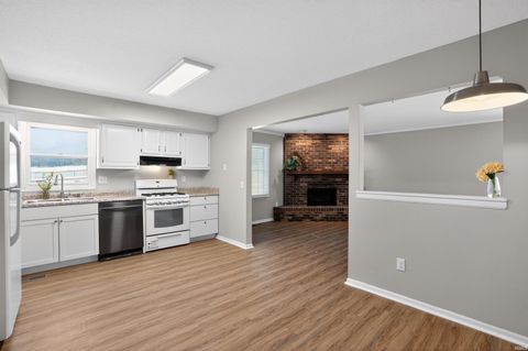 Tiny photo for 8808 Conway Court, Fort Wayne, IN 46825 (MLS # 202604104)