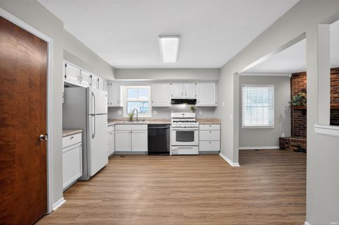 Tiny photo for 8808 Conway Court, Fort Wayne, IN 46825 (MLS # 202604104)