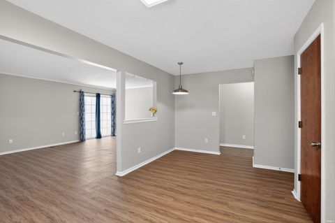 Tiny photo for 8808 Conway Court, Fort Wayne, IN 46825 (MLS # 202604104)