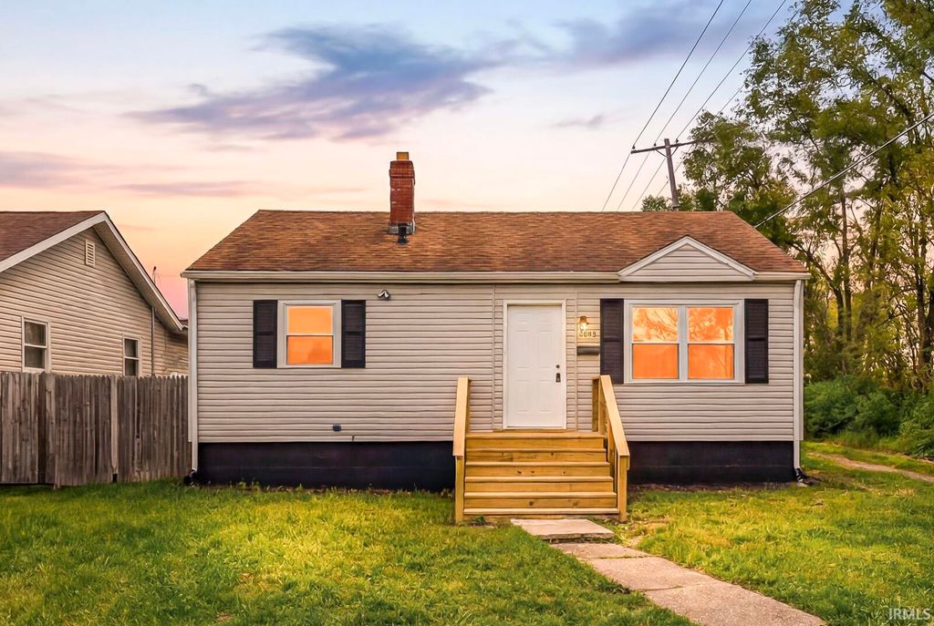 Photo of 826 S Illinois Street, South Bend, IN 46619 (MLS # 202618960)