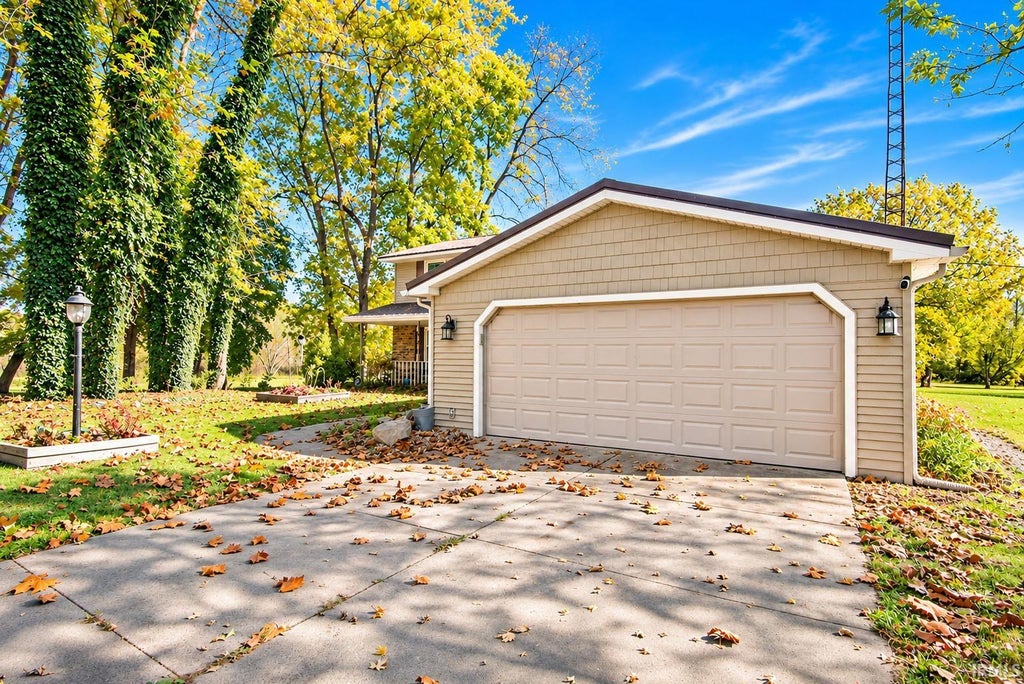 Photo of 7705 W Old Wabash Road, Andrews, IN 46702 (MLS # 202644628)