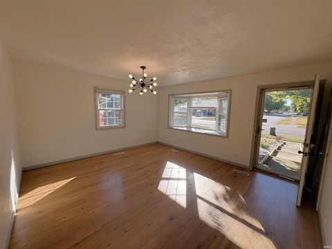 Tiny photo for 920 N BERKLEY Road, Kokomo, IN 46901 (MLS # 202541453)