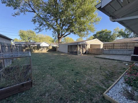 Tiny photo for 920 N BERKLEY Road, Kokomo, IN 46901 (MLS # 202541453)