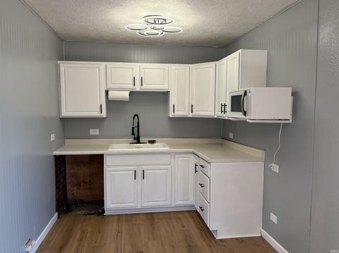 Tiny photo for 920 N BERKLEY Road, Kokomo, IN 46901 (MLS # 202541453)