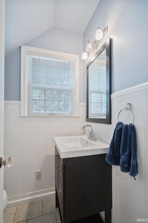 Tiny photo for 1414 Kingston Road, Kokomo, IN 46901 (MLS # 202626485)