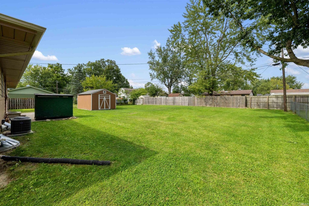 Photo of 5503 Cranston Avenue, Fort Wayne, IN 46835 (MLS # 202635901)