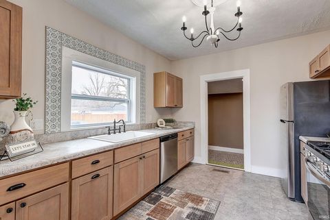 Tiny photo for 106 N Plank Street, Rossville, IN 46065 (MLS # 202506271)