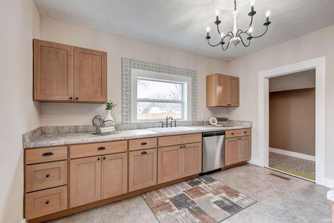 Tiny photo for 106 N Plank Street, Rossville, IN 46065 (MLS # 202506271)