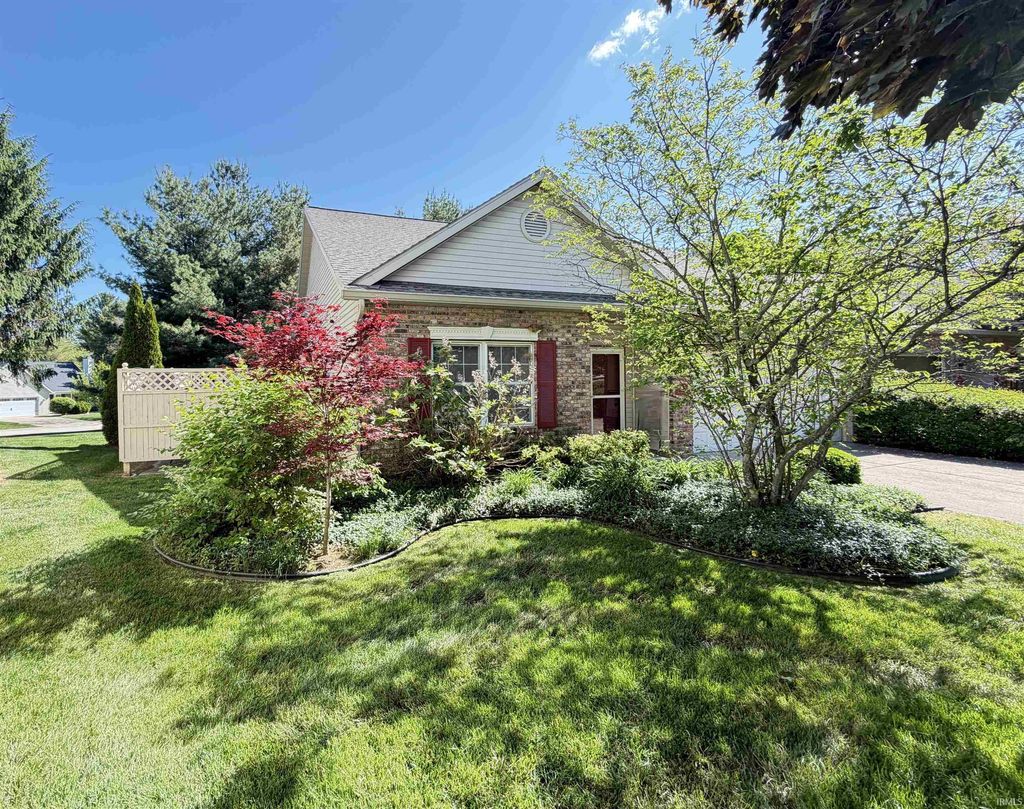 Photo of 3944 N Whitewood Way, Bloomington, IN 47404 (MLS # 202615964)