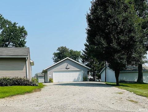 Tiny photo for 11446 S Park Road, Kewanna, IN 46939 (MLS # 202530475)