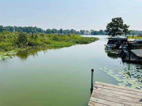 Tiny photo for 11446 S Park Road, Kewanna, IN 46939 (MLS # 202530475)