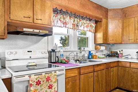 Tiny photo for 4808 N 900 W, Delphi, IN 46923 (MLS # 202641338)