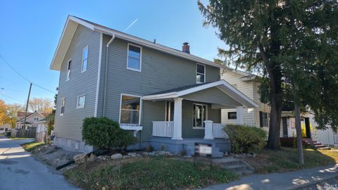 Photo of 3017 S Clinton Street, Fort Wayne, IN 46806 (MLS # 202545408)