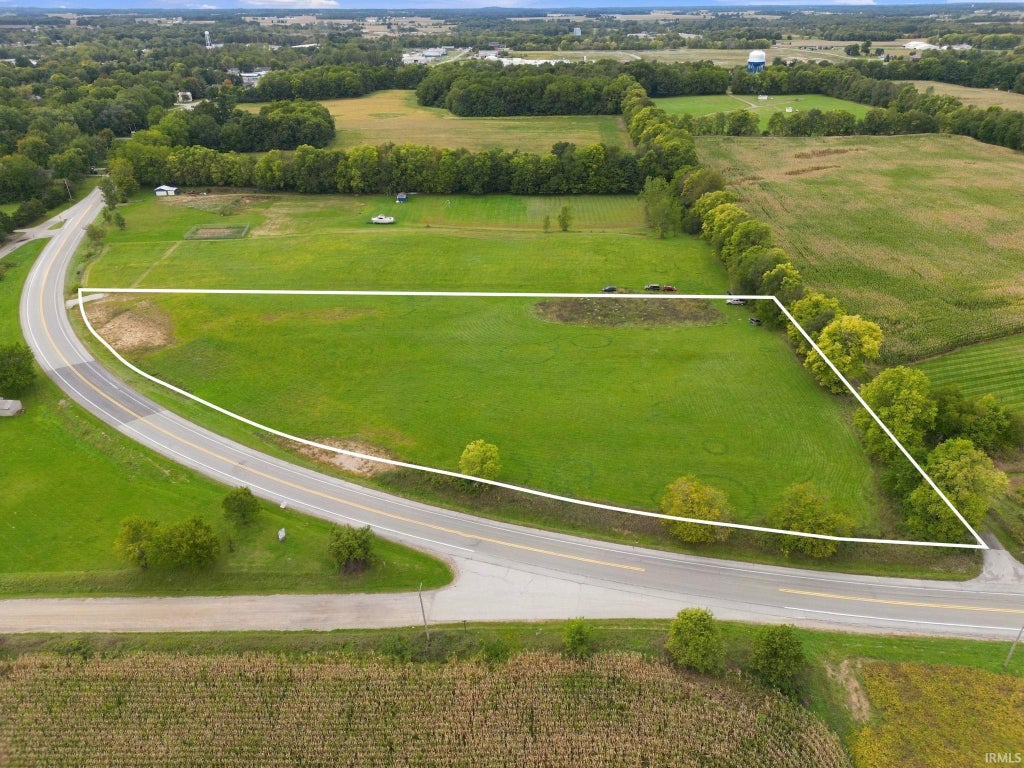 Photo of 8775 N SR 5, Ligonier, IN 46767 (MLS # 202641108)