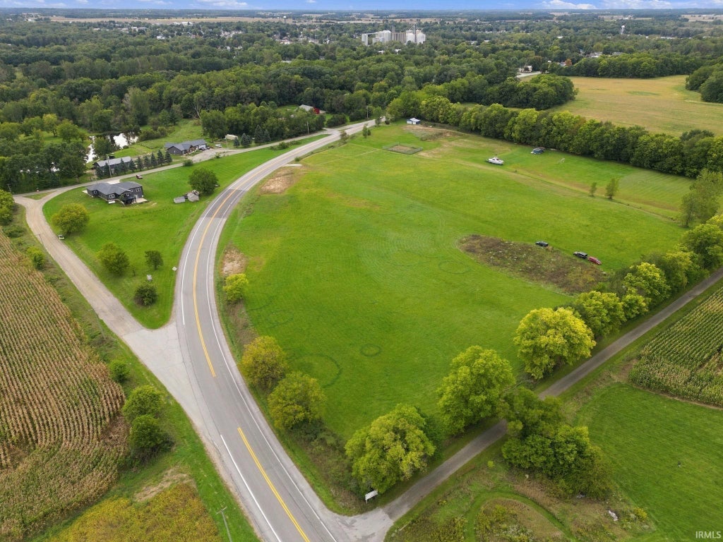 Photo of 8775 N SR 5, Ligonier, IN 46767 (MLS # 202641108)