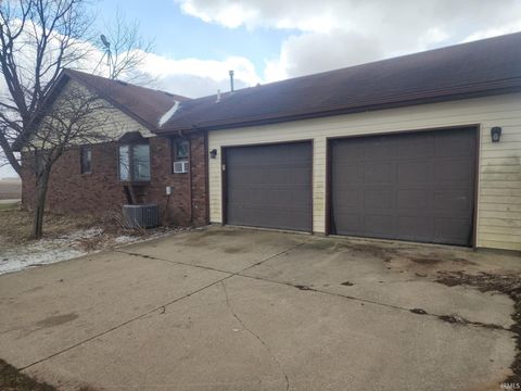 Tiny photo for 4770 S 50 E Road, Logansport, IN 46947 (MLS # 202607577)