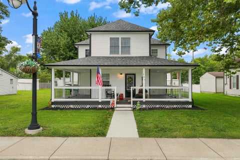 Photo for 107 E Oxford Street
