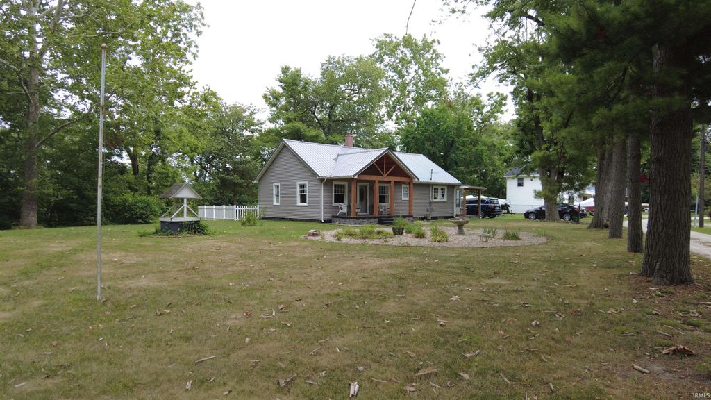 Photo of 1607 Lawson Lane, Monticello, IN 47960 (MLS # 202529479)