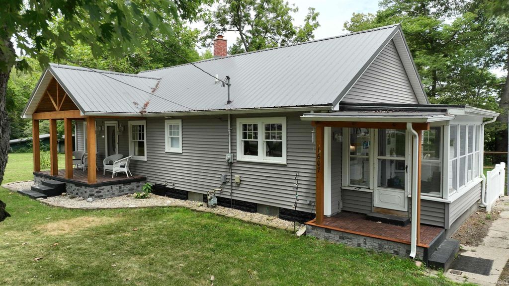 Photo of 1607 Lawson Lane, Monticello, IN 47960 (MLS # 202529479)