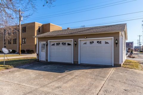 Tiny photo for 715 Pontiac Street, Rochester, IN 46975 (MLS # 202606657)