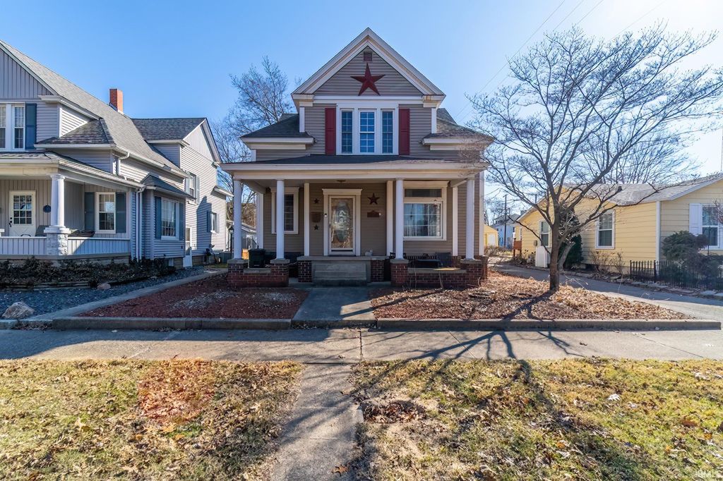 Photo of 715 Pontiac Street, Rochester, IN 46975 (MLS # 202606657)