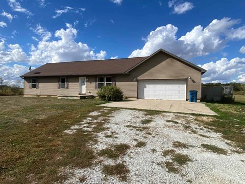 Photo of 3758 W 1400 N, North Manchester, IN 46962 (MLS # 202540680)
