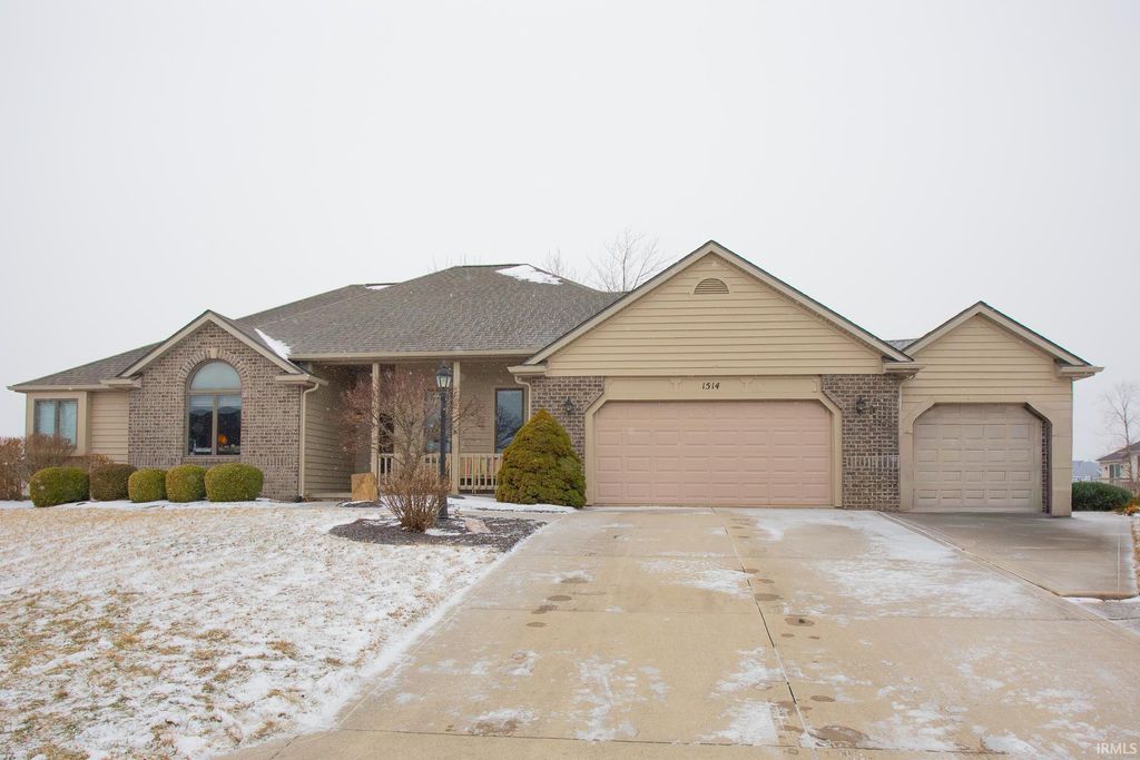 Photo of 1514 Bell Brook Boulevard, Bluffton, IN 46714 (MLS # 202602606)