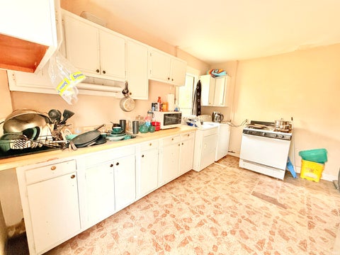 Tiny photo for 1522 S Washington Street, Marion, IN 46953 (MLS # 202618794)
