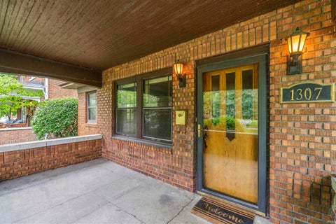 Tiny photo for 1307 Kensington Boulevard, Fort Wayne, IN 46805 (MLS # 202639860)
