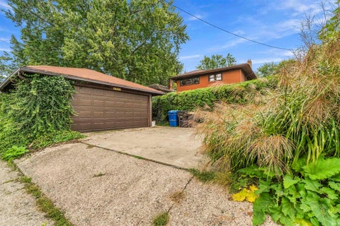 Tiny photo for 1307 Kensington Boulevard, Fort Wayne, IN 46805 (MLS # 202639860)
