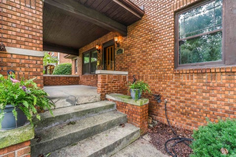 Tiny photo for 1307 Kensington Boulevard, Fort Wayne, IN 46805 (MLS # 202639860)