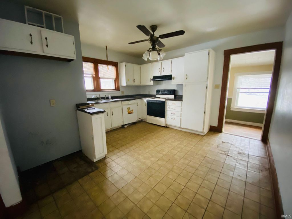 Photo of 217 N Arjem Street, Huntingburg, IN 47542 (MLS # 202548498)