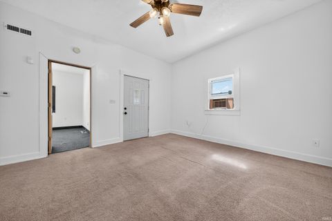 Tiny photo for 1723 N Courtland Avenue, Kokomo, IN 46901 (MLS # 202535401)