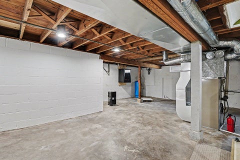 Tiny photo for 54218 N Ironwood Road, South Bend, IN 46635 (MLS # 202637269)