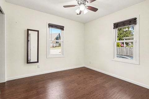 Tiny photo for 54218 N Ironwood Road, South Bend, IN 46635 (MLS # 202637269)