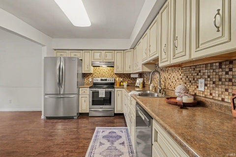 Tiny photo for 2500 Topsfield Road #603, South Bend, IN 46614 (MLS # 202638882)