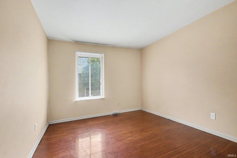 Tiny photo for 2500 Topsfield Road #603, South Bend, IN 46614 (MLS # 202638882)