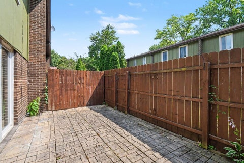 Tiny photo for 2500 Topsfield Road #603, South Bend, IN 46614 (MLS # 202638882)