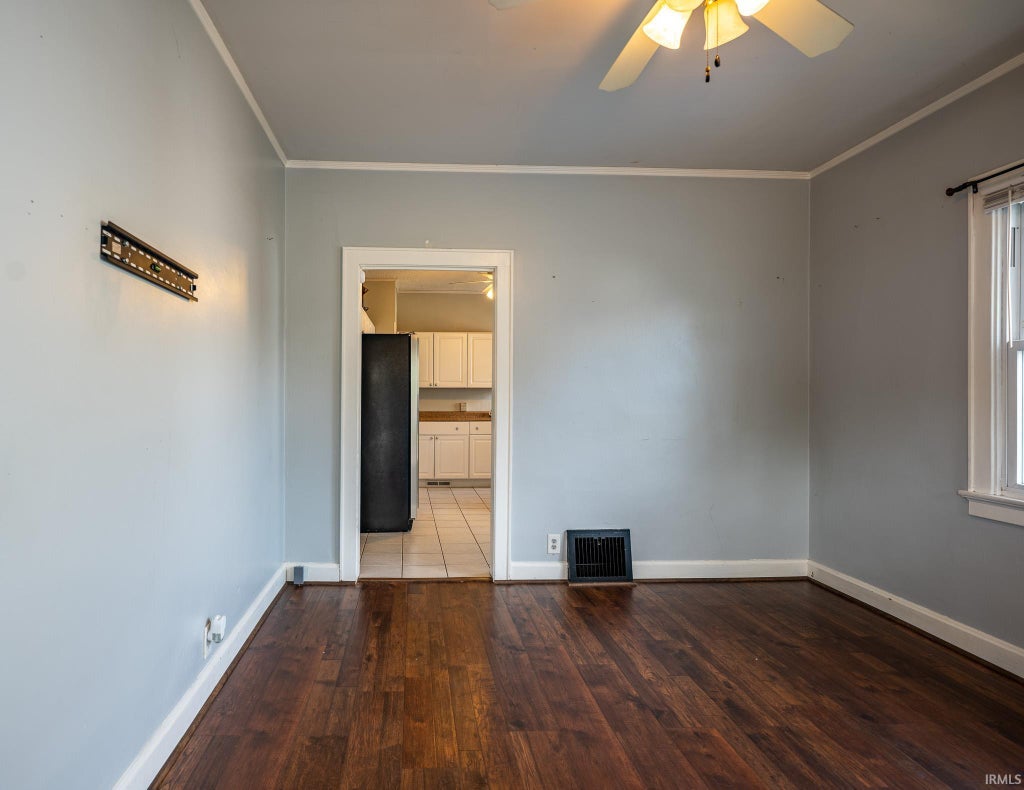 Photo of 1818 E Franklin Street, Evansville, IN 47711 (MLS # 202637206)
