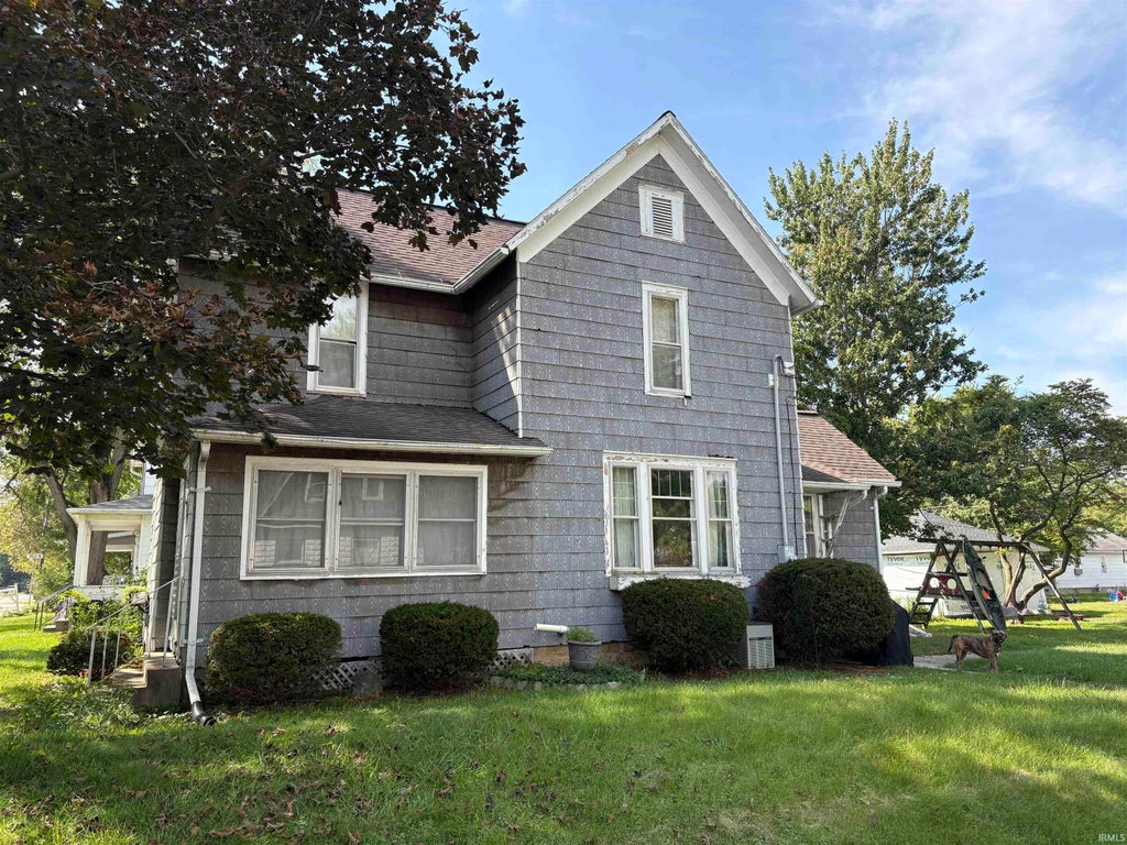 Photo of 505 W High Street, Berne, IN 46711 (MLS # 202638280)