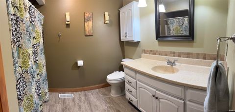 Tiny photo for 3032 W 200 North, Kokomo, IN 46901 (MLS # 202539103)